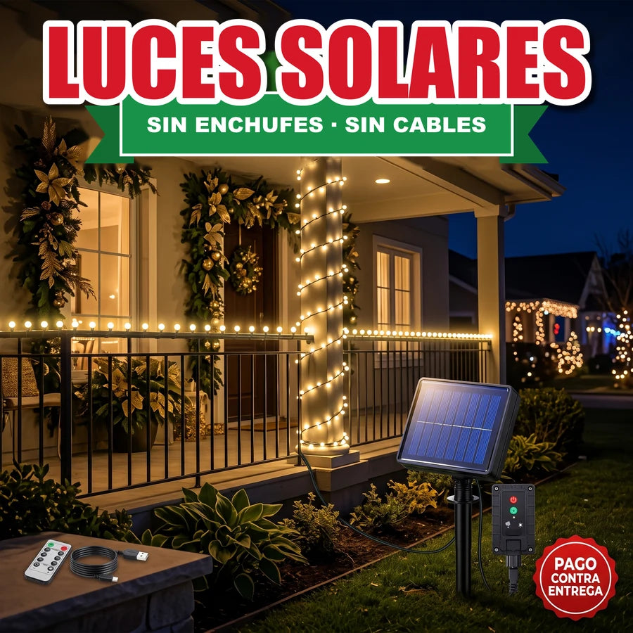 Luces Solares de Navidad: 20 metros de luces solares con panel con estaca y control remoto en una fachada de noche